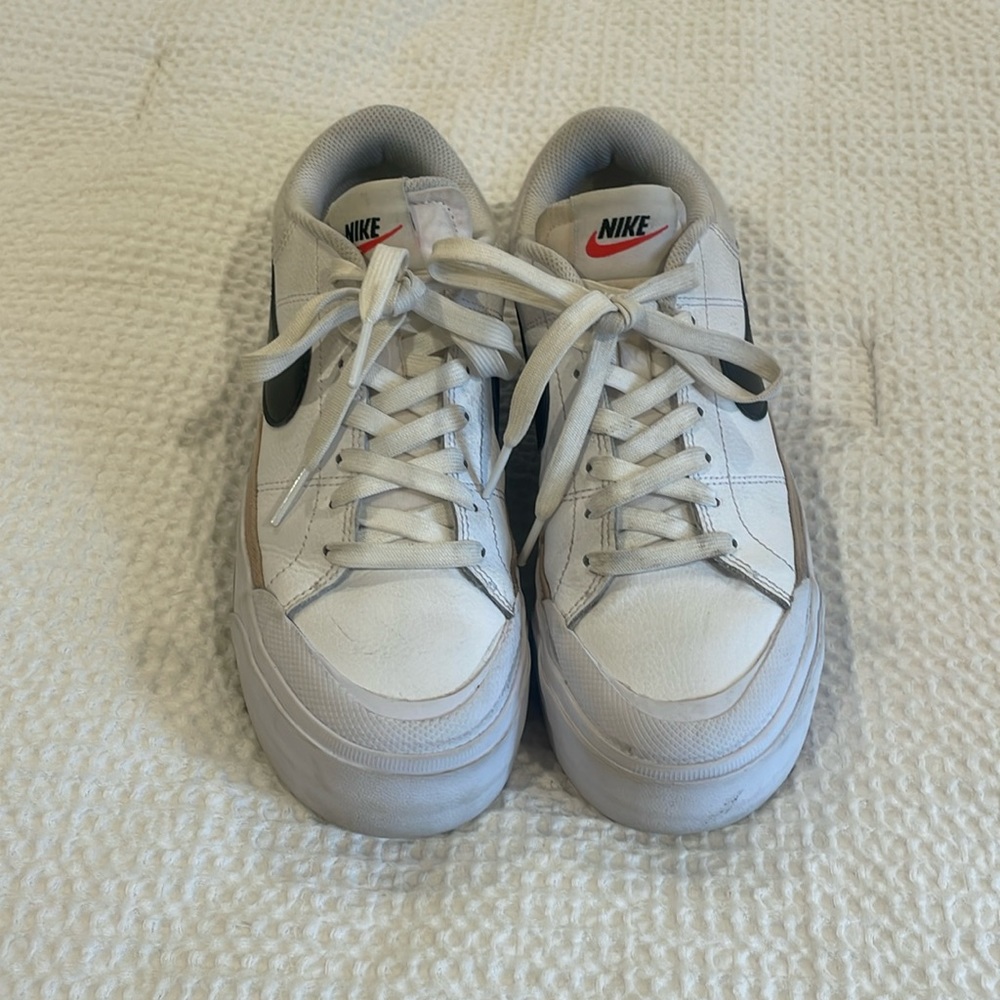 Nike Court Legacy Lift Platform